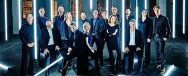 Ensemble Musikfabrik speelt in Het Cenakel - groepsfoto van volledige bezetting