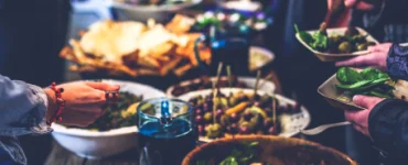 Het Wereldcafé: Tilburg als deel van de wijde wereld - sfeerfoto buffet