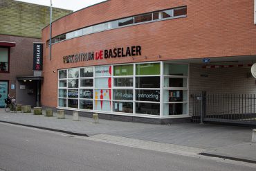 ContourdeTwern en R-Newt - foto van wijkcentrum De Baselaer