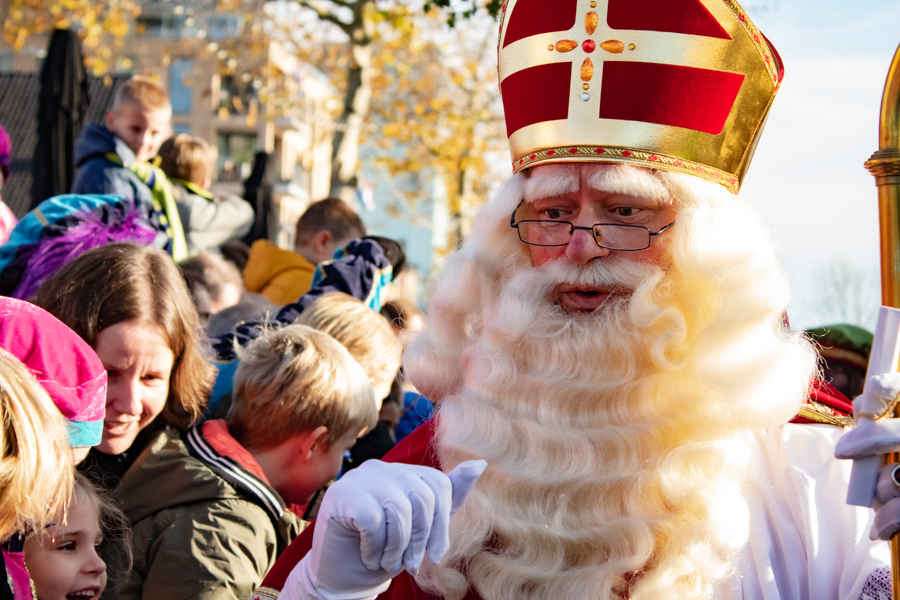 Hij komt, hij komt! Maar waar in Tilburg en de rest van de regio komt