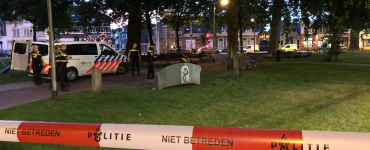 Bij een steekpartij op het Korvelplein donderdagavond is één persoon gewond geraakt.
