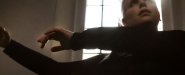 Ze wordt soms vergeleken met zangeressen als Ane Brun en Agnes Obel, terwijl ze toch haar eigen sound heeft. Zo speelde Nina June in zalen van Paradiso tot New York en zong ze duetten met HAEVN en Thomas Dybdahl.