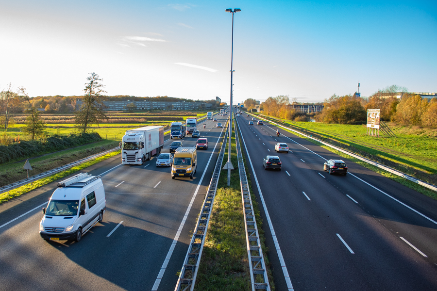 Rijkswaterstaat schakelt hitteprotocol in: pech onderweg? Je wordt sneller geholpen