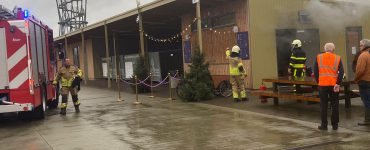 Er is brand uitgebroken in een kiosk in het Spoorpark. De frituur stond aan en daar sloegen ineens de vlammen uit.