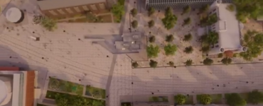 Op het nieuwe plein Stadsforum is ruimte voor veel meer groen. Daarnaast wordt het mogelijk om van het Koningsplein een ‘Koningwei’ te maken.