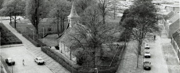 Op zondag 21 februari breekt Paul Spapens een lans voor het Hasseltplein in de lezing ‘Alles van waarde is weerloos’ over de historie en de cultuur van het plein.