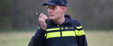 Donderdagochtend 4 maart is een vrouw overvallen in haar huis aan de Predikherenlaan. De twee daders zijn op de vlucht geslagen.