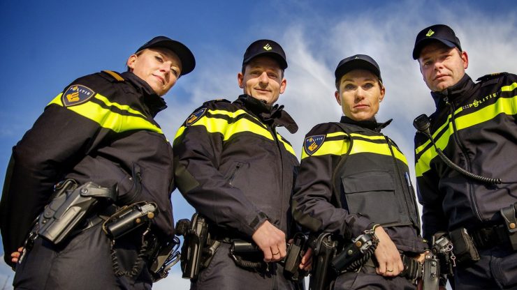 Mensen die meededen met de ‘avondklokrellen’, lopen kans om zichzelf terug te zien op tv. Want Omroep Brabant toont in het programma Bureau Brabant nieuwe beelden, ook uit Tilburg.