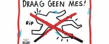 Steeds meer jongeren zijn met wapens op straat te vinden en daarom willen studenten en Jongerenwerk R-Newt ze bewust maken van de risico’s van wapenbezit.