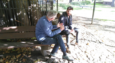 De Bibliotheek Wagnerplein heeft onder de noemer ‘Geef elkaar een goed gesprek’ wandelgesprekken door het Quirijnstokpark uitgestippeld, waarbij je de kans hebt om anderen te leren kennen.