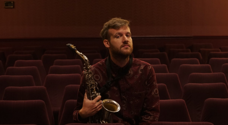 Op vrijdag 7 mei is via een livestream te genieten van een concert van het Sam Newbould Quintet bij Paradox. Speciale gast is Ian Cleaver.