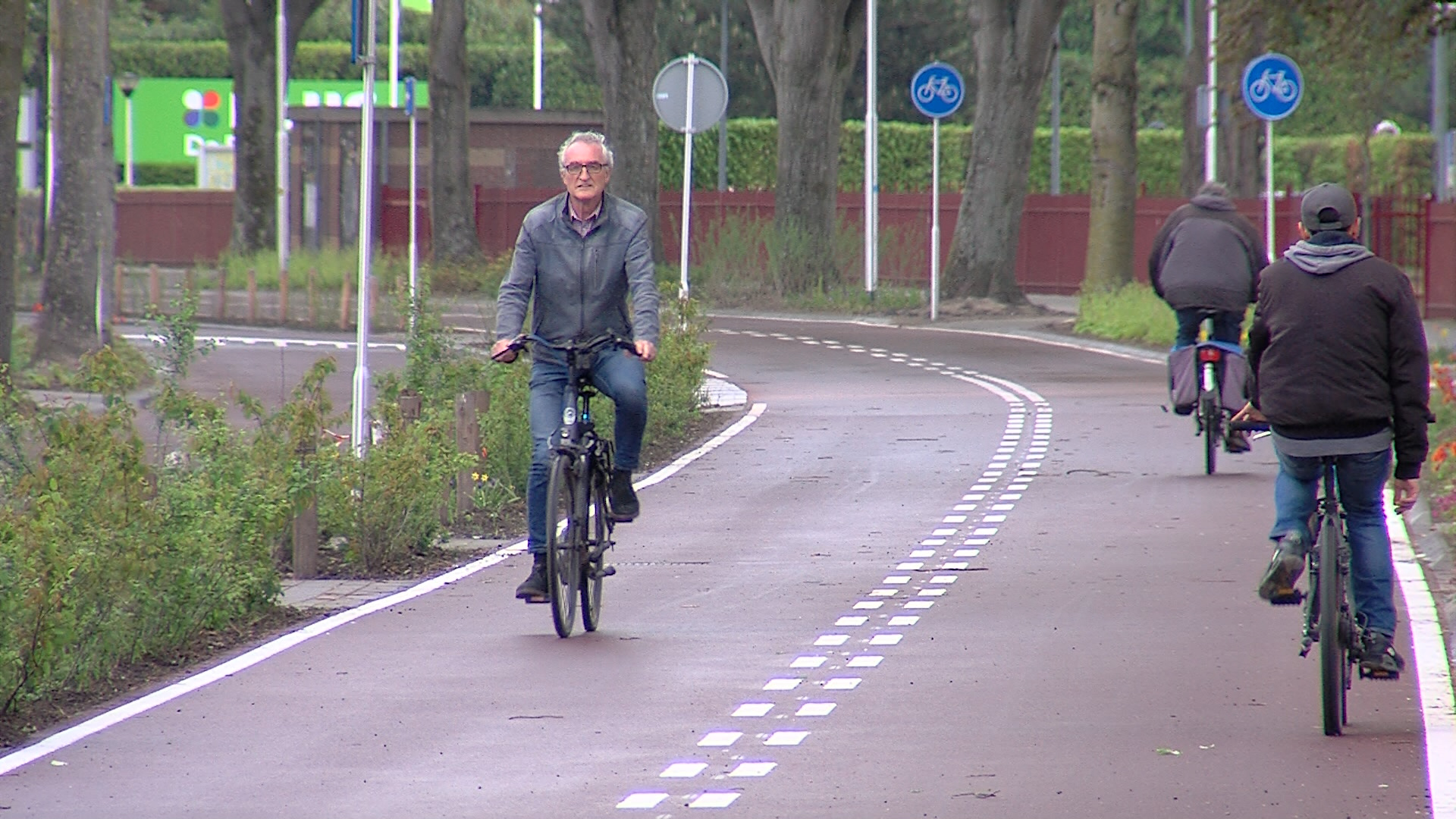 Fietspaden bij kanaaldijken dicht, werkzaamheden voor snelfietsroute