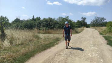 In de nacht van 11 op 12 september vindt de Nacht van de Vluchteling plaats. Deelnemers lopen ’s nachts 40 kilometer om geld in te zamelen.