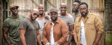 Naturally 7 is op tour met een concert zónder instrumenten, maar mét nieuwe releases en covers. Ze doen ook Schouwburg Concertzaal Tilburg aan.