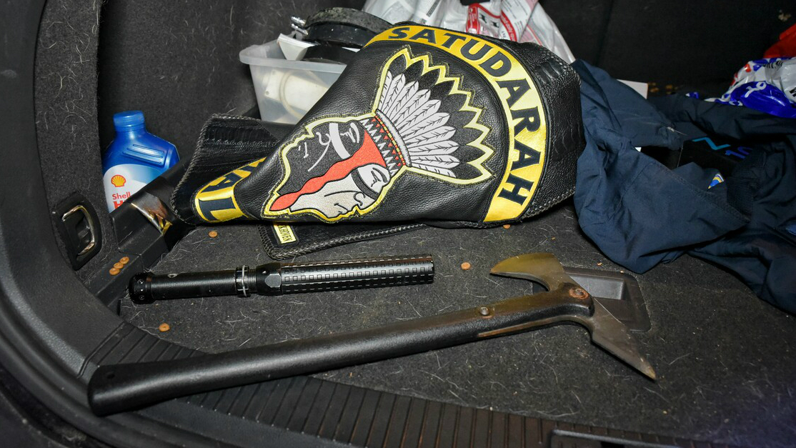 Verboden Satudarah-spullen gevonden in Tilburgse garagebox