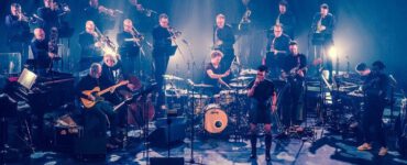 Schouwburg Concertzaal Tilburg en festival Stranger Than Paranoia verwelkomen het Brussels Jazz Orchestra (foto) en jazzcollectief Quest.