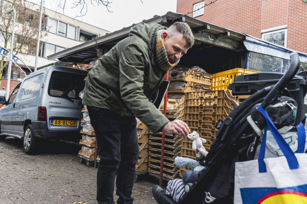 Czesław Zietek bij stichting Broodnodig