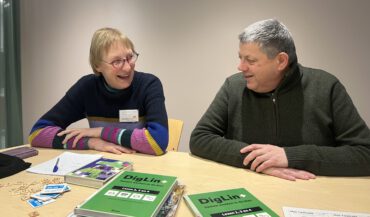 Het Taalcafé gebruikt verschillende lesmaterialen voor de bijeenkomsten.