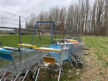 Rondzwervende winkelwagens in Tilburg