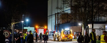 Hulpdiensten in actie bij de ammoniaklek in GXO logistics
