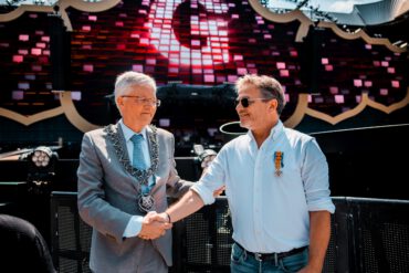 guus meeuwis