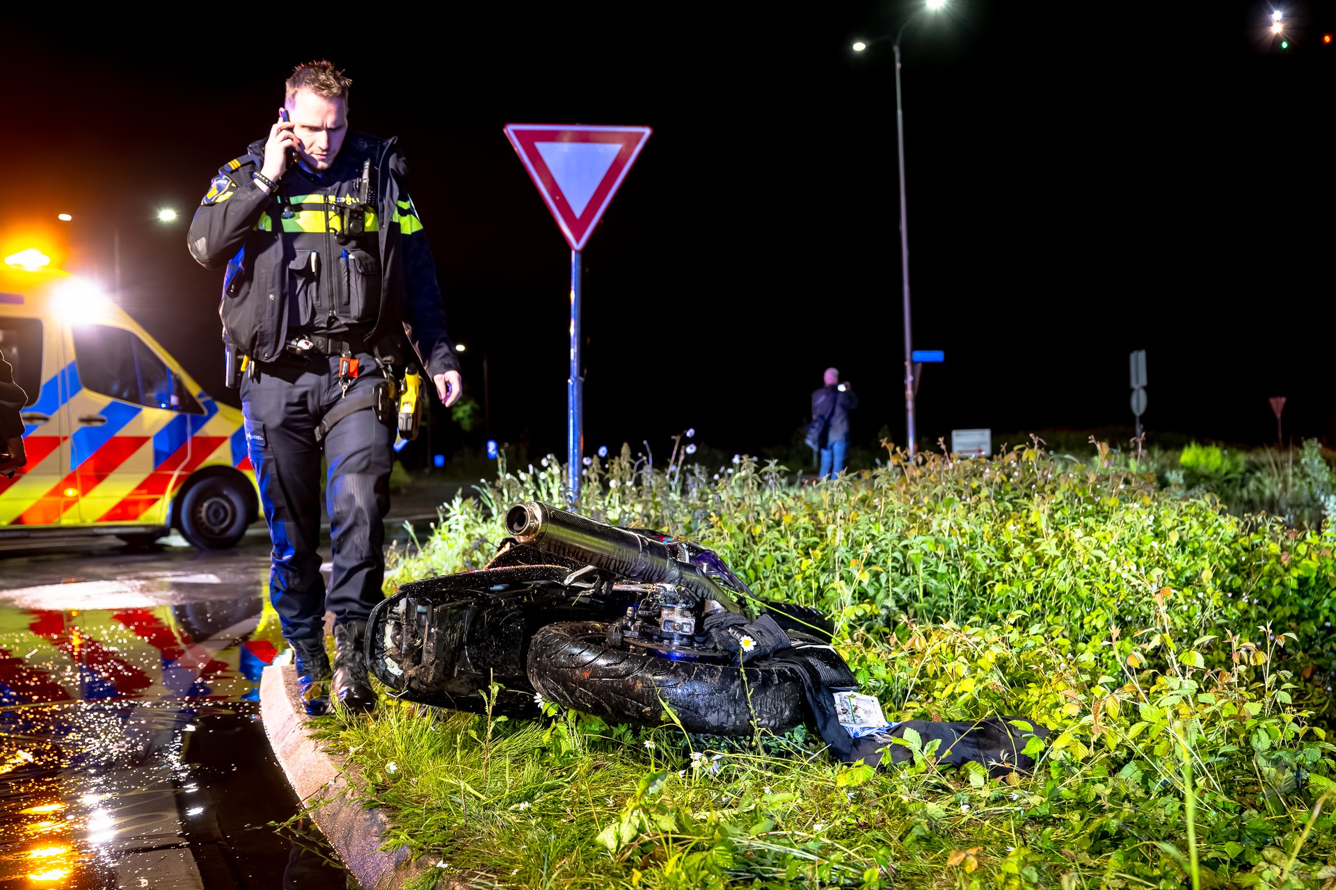 Traumahelikopter ingezet bij zwaar motorongeluk in Goirle