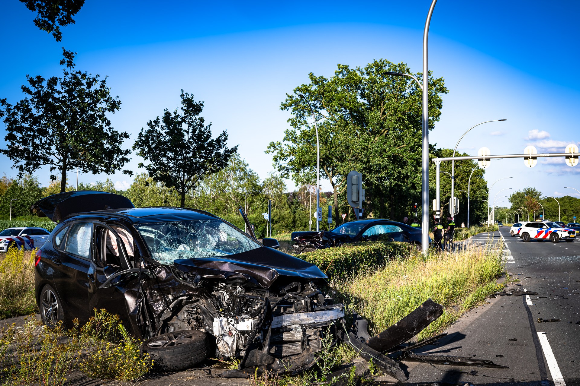 Twee gewonden na harde botsing in Tilburg