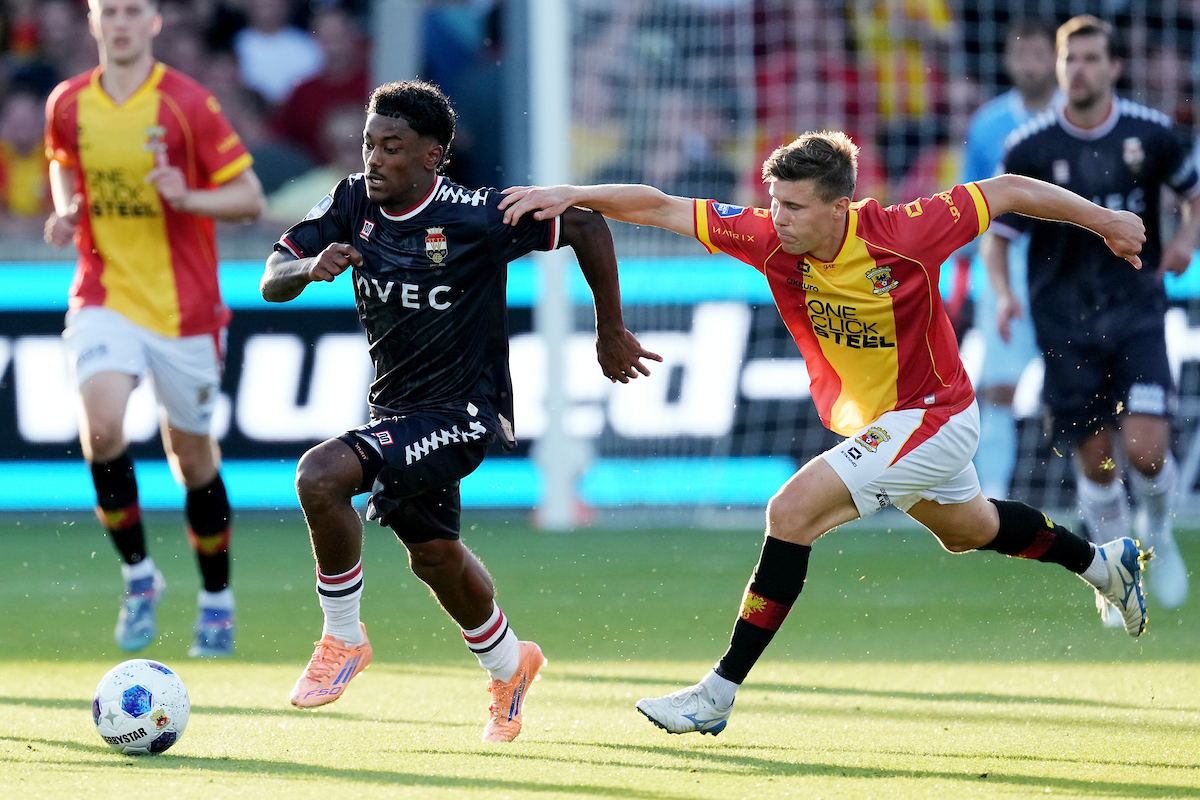 Willem II begint Eredivisieseizoen met 4-1 nederlaag tegen Go Ahead Eagles