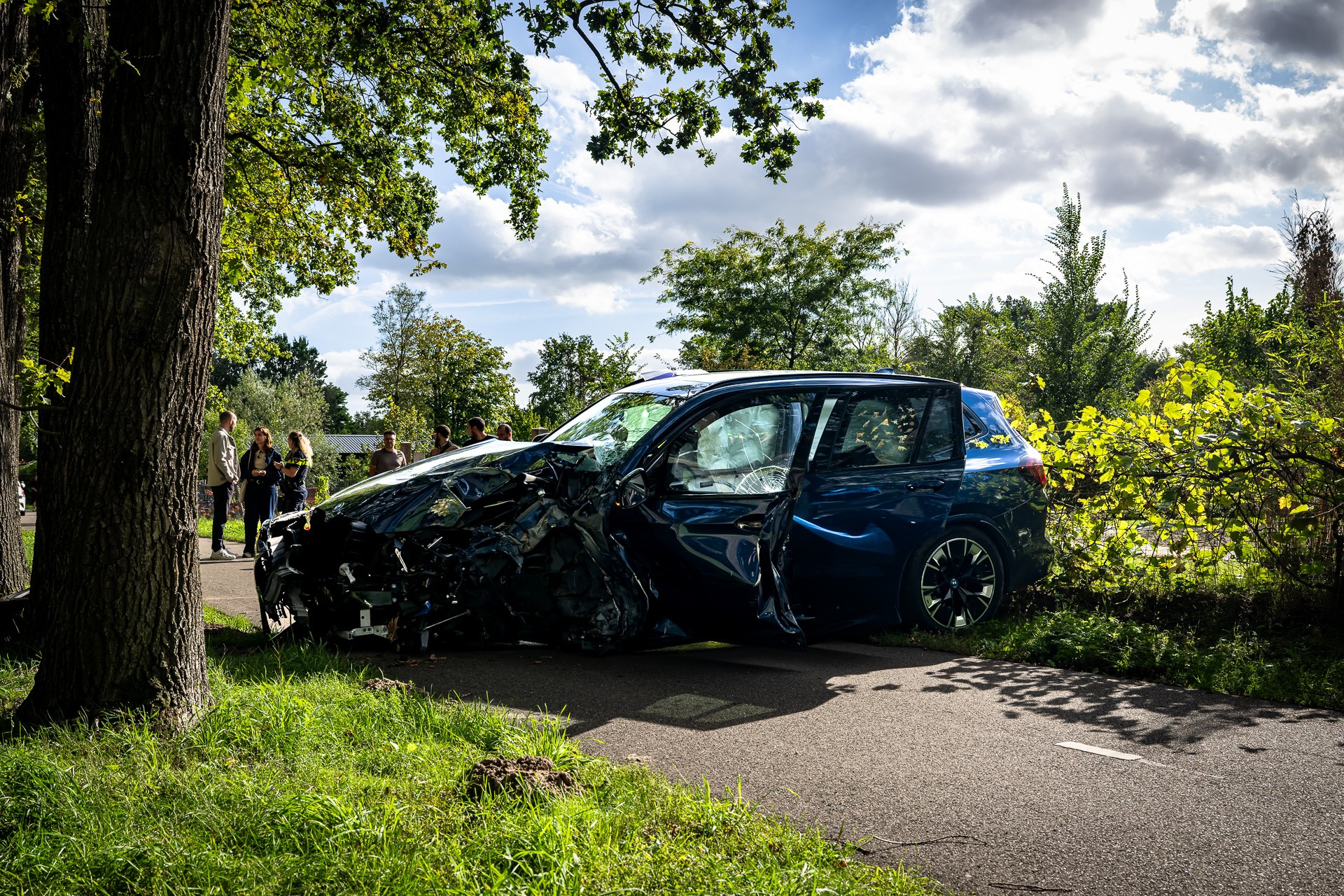 Gewonden en ravage bij verkeersongeval in Oisterwijk