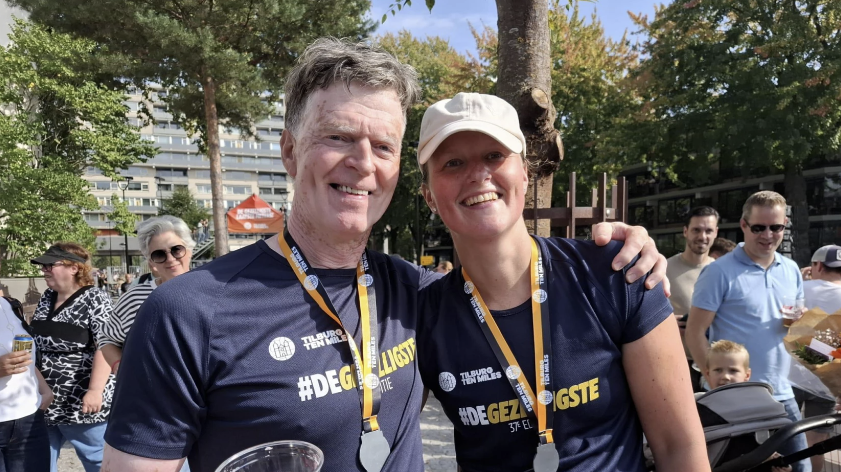 Tranen van vreugde, verdriet en trots bij erg drukke Tilburg Ten Miles
