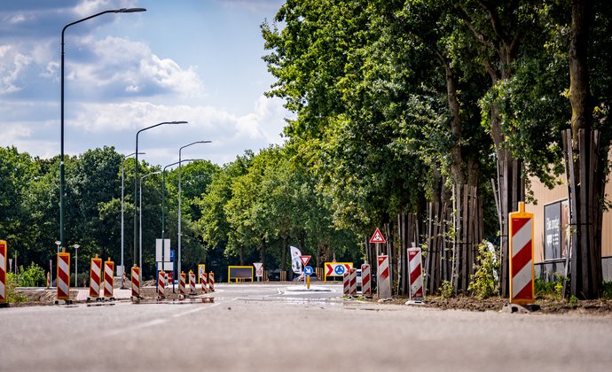Spoedreparatie aan rotonde Turnhoutsebaan: extra reistijd