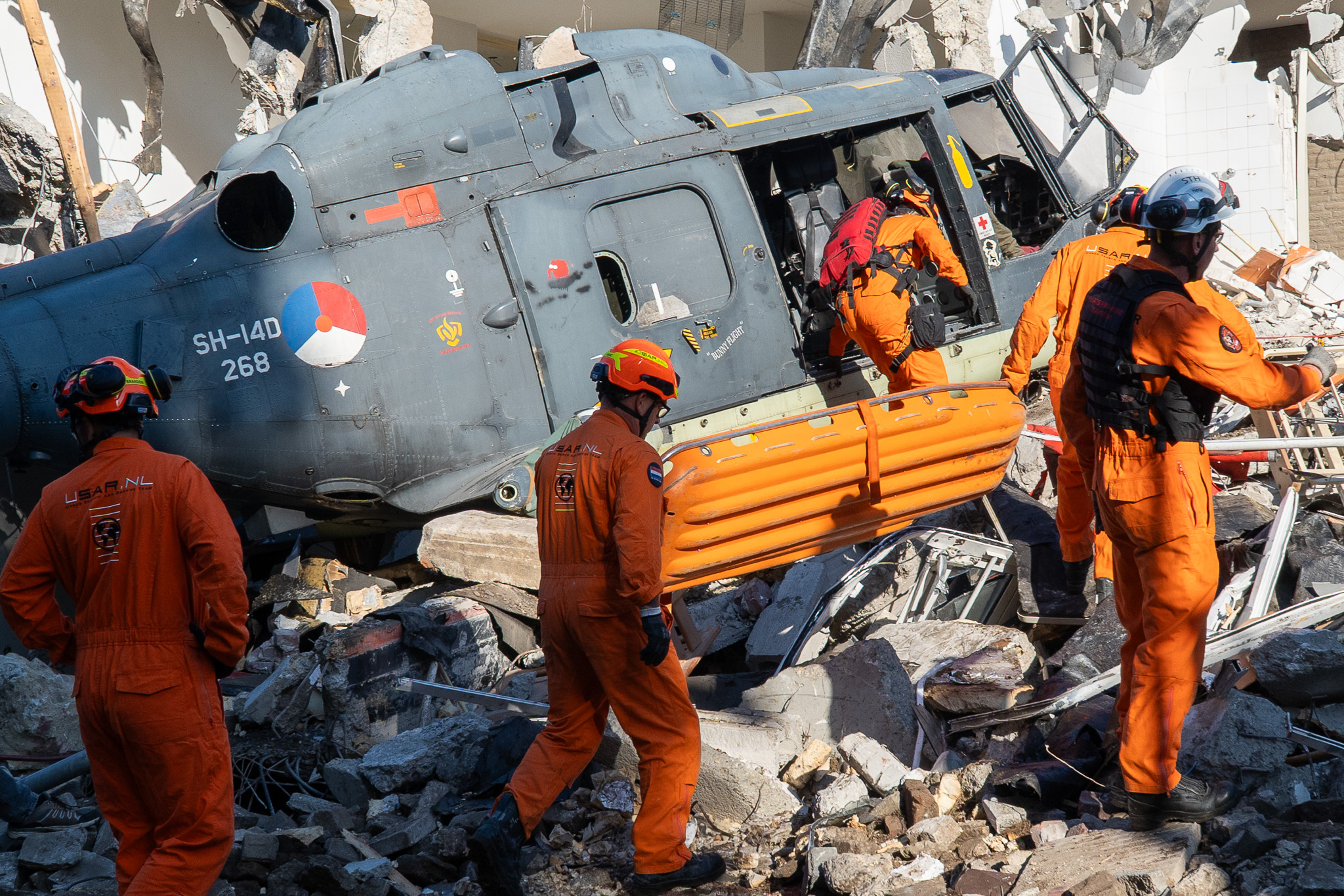 Helikoptercrash op flat nagebootst tijdens grote oefening in Tilburg